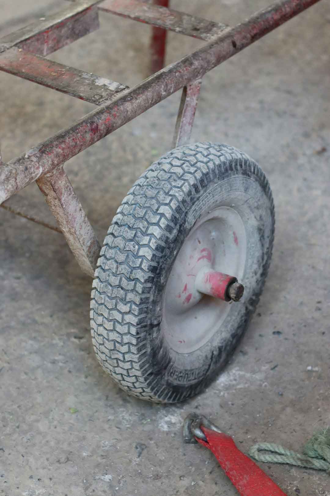 Lightweight ebike tire maintenance