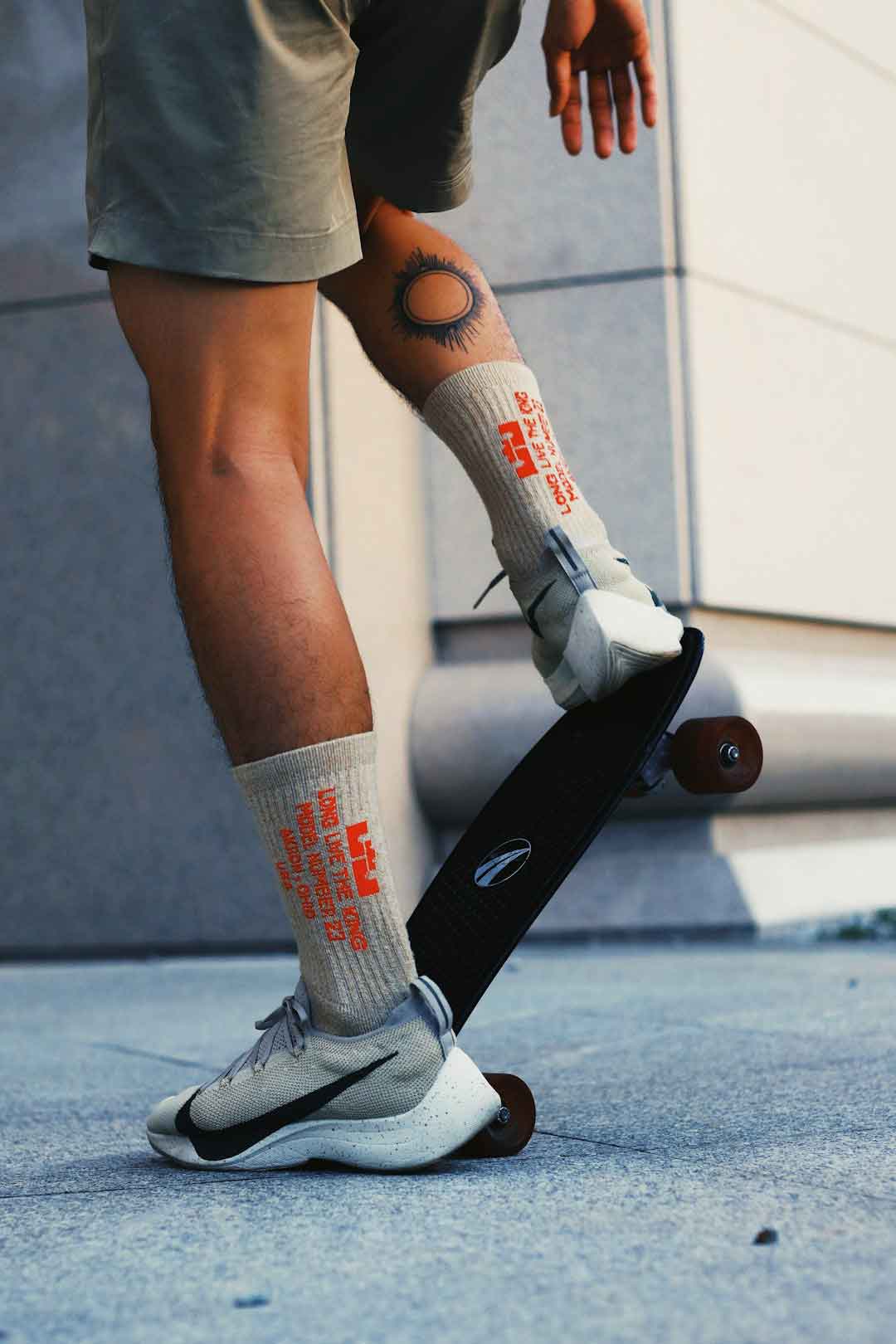 Carbon fiber prosthetic leg